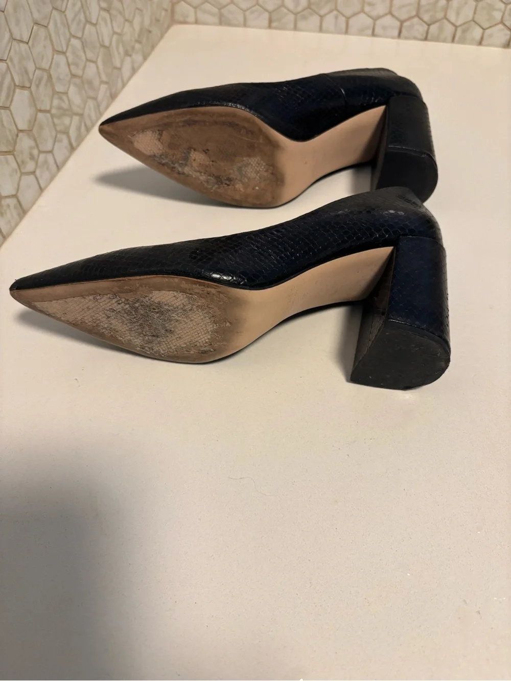 Zara Black Snakeskin-Texture Pointed Toe Pumps - Picture 6 of 6
